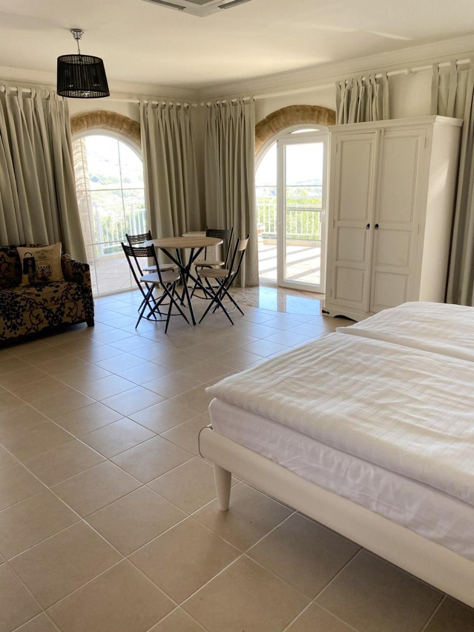 Nostrana Village Apartments Koskinou  Phòng bức ảnh