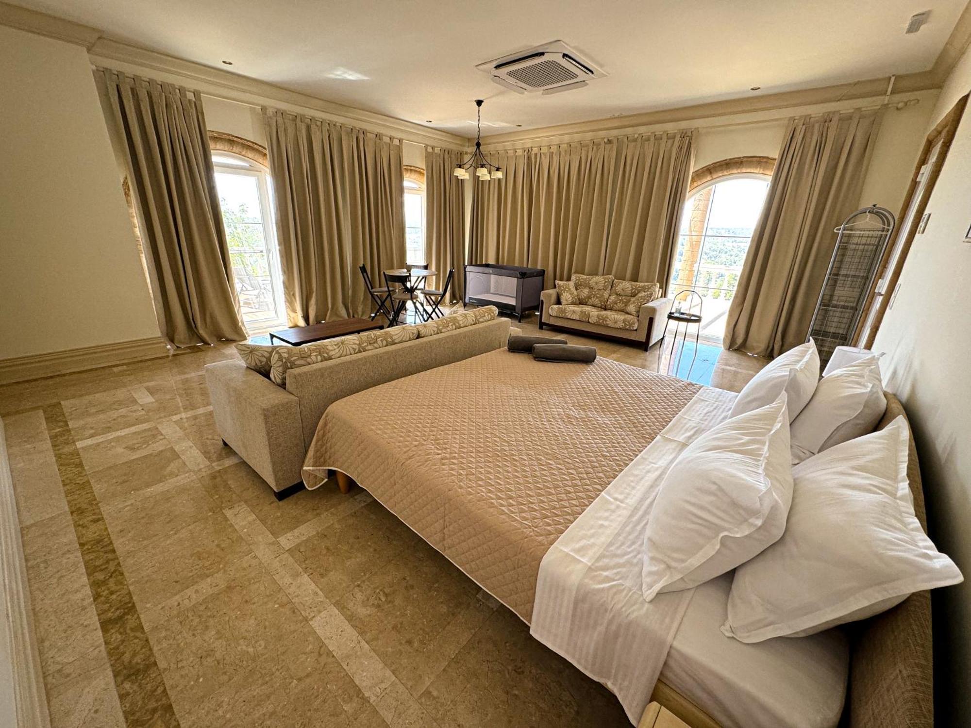 Nostrana Village Apartments Koskinou  Ngoại thất bức ảnh