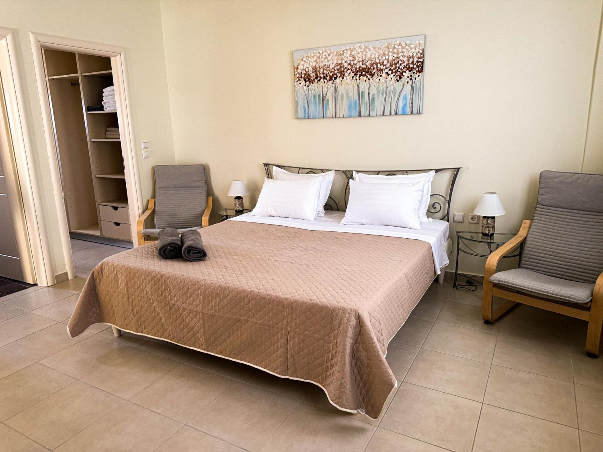 Nostrana Village Apartments Koskinou  Ngoại thất bức ảnh